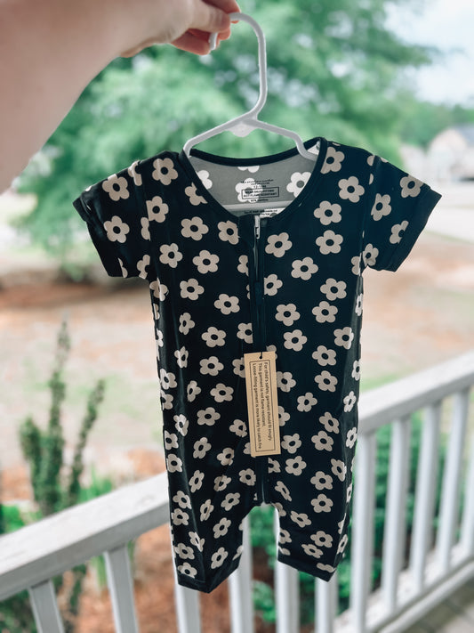 Black + Tan Floral Shortie